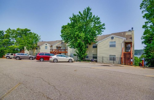 Osage Beach Apartment | Osage Beach Condo with Private Deck and Lake Views!