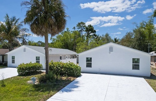 Bonita Springs Apartment | Osprey Suite- Cute Cottage Fenced Yard Pet Friendly