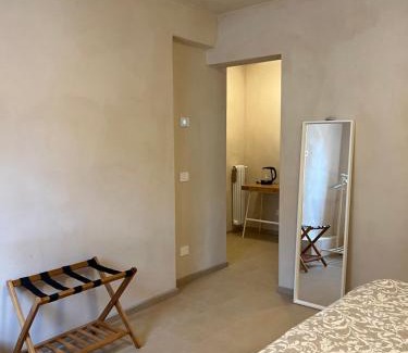 Brusimpiano Bed & Breakfast | OSTERIA al CANTONACCIO ROOMS