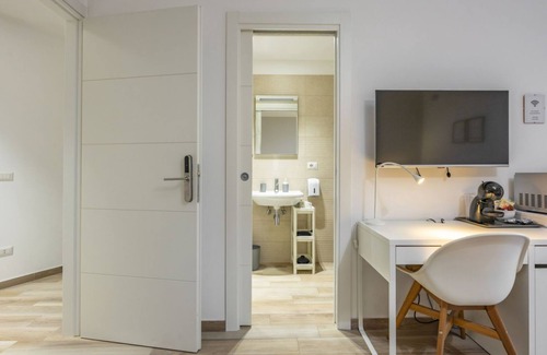 Garbatella House | Ostiense Flat&Rooms - Double Room by Rentbeat