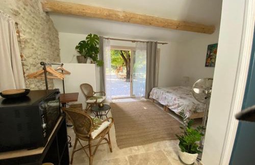 Saint-Romain-en-Viennois House | Otarkia