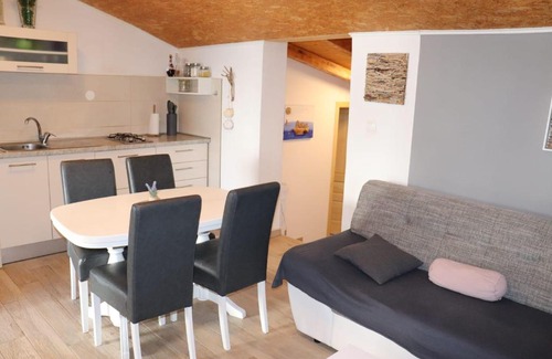 Kraj Ski Chalet | OTOK PAŠMAN-Kamena kucica Mušcet