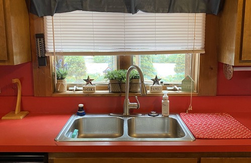 Gaylord House | Otsego Lake Cottage Getaway