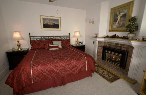 Rosario Bed & Breakfast | Otter's Pond Bed and Breakfast
