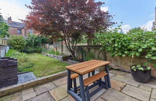 Darley Abbey Apartment | Otter Street - Darley Park House