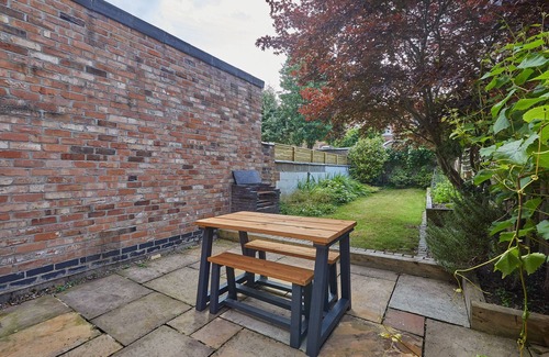 Darley Abbey Apartment | Otter Street - Darley Park House