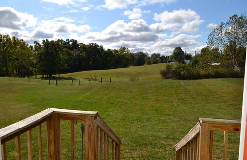 Kerr Apartment | “our little orange a-peel” Gallipolis. No cleaning fee and no Taxes all include.