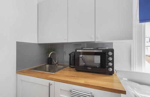 Addison Apartment | Our split level Duplex is setup to give you an experience of home away from home