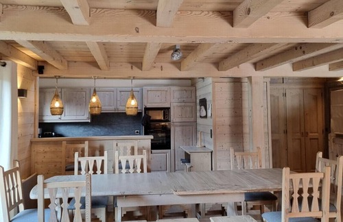 Meribel Village Ski Chalet | Ourson - Chalet Méribel Village - Spa & Hammam