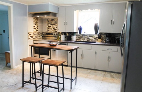 Wyldwood Cottage | Outcast Landing - A Fisherman's Paradise