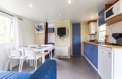 Queyrac RV Rental | Outdoor Hospitality, Relaxation at Lake Isachris in Queyrac in the Médoc - Mobile Home 6