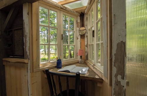 Woodridge RV Rental | Outlier Inn Tiny House 4 on Farm Upstate Catskills