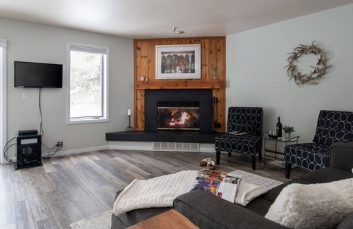 Moose Wilson Road Condo | Outpost: Balsam Lodge A3 - Aspens Location!