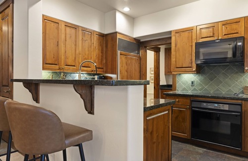 Jackson Condo | Outpost: Grand View 3520 - Air Conditioned