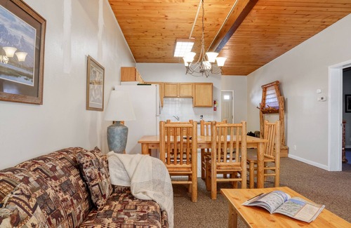 Jackson Apartment | Outpost: Town Square Lodge 11 - Close to Town Square