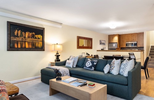 Moose Wilson Road Condo | Outpost: Windflower 2113