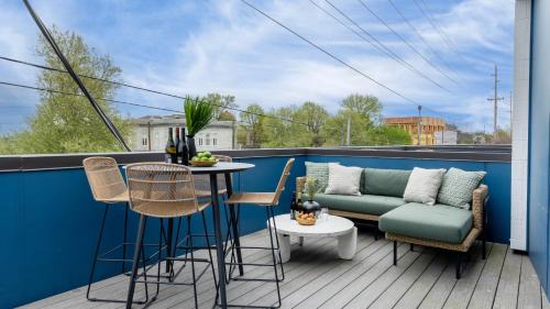 Five Points House | Outrider Buyout - 2 Units by AvantStay Sleeps 24