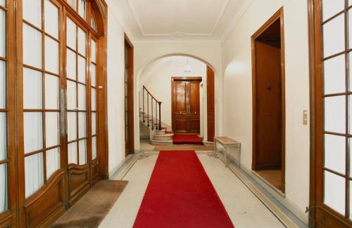 Quartier du Gros-Caillou Apartment | Outstanding 2 bedrooms with a terrific Eiffel Tower view