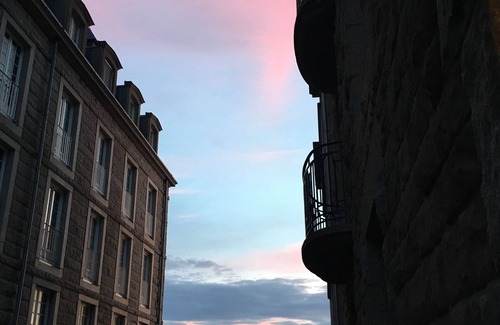 Intra Muros Apartment | Outstanding! Apartment with garage 20 m from the beach