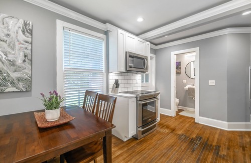 Wesley Heights House | Outstanding Wesley Heights Home w Movie Room