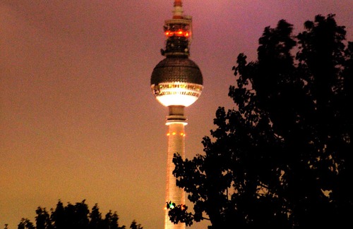 Friedrichshain Apartment | Over the roofs + city Alex