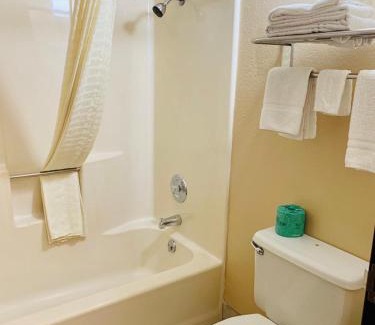 Owensville Hotel | Owensville Inn