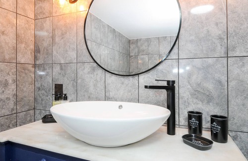 St. Keyne Cottage | OWL BARN, family friendly, luxury holiday cottage in Duloe
