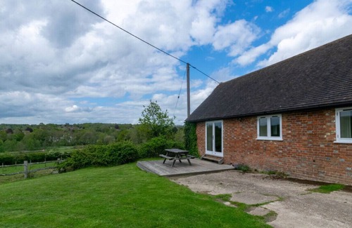 Sedlescombe House | Owl Barn - Two Bedroom House, Sleeps 4