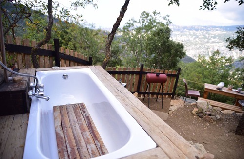 Kfardebian House | OWL NEST - LUXURIOUS TREEHOUSE EXPERIENCE WITH OUTDOOR HOT TUB
