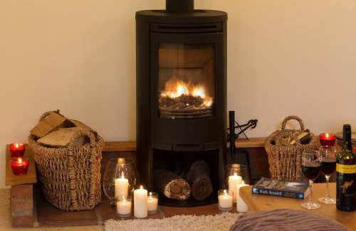 Stoke Ash House | Owl's Hoot