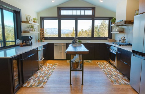 Campton House | "Owl’s Nest Resort- New Home with Stunning Mountain Views on the 17th Green.”