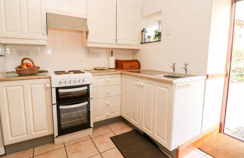 Newton Grange Cottage | OXDALES COTTAGE, family friendly, with a garden in Alsop Moor