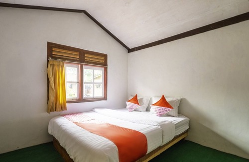 Cikidang Hotel | OYO 2278 Cikidang Hunting Resort