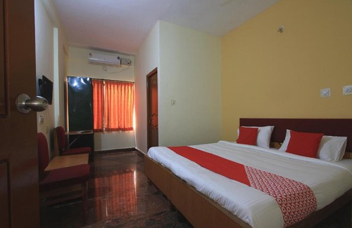 Kushalnagar Hotel | OYO 36676 Maharaja Comforts