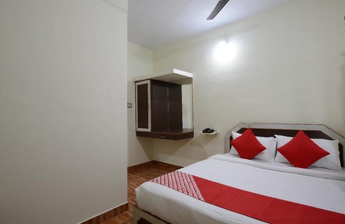 Kushalnagar Hotel | OYO 36676 Maharaja Comforts