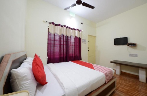 Kushalnagar Hotel | OYO 36676 Maharaja Comforts