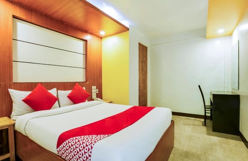 Binan City Hotel | OYO 473 Ranchotel Drive-in