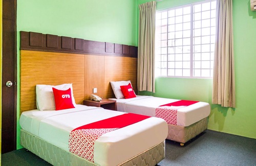 Keningau Hotel | OYO 89408 Royal Hotel