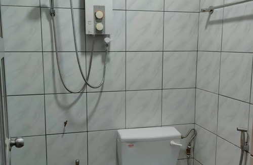 Saratok Hotel | OYO 90275 Meow Homestay