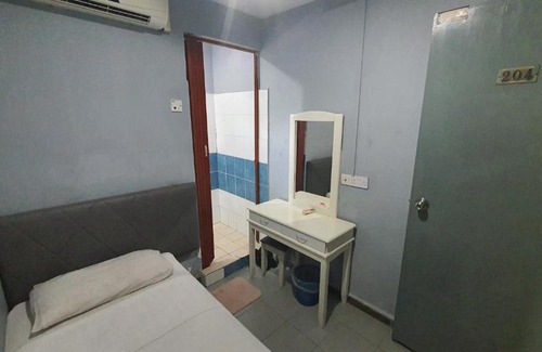 Lahad Datu Hotel | OYO 90798 Two Two Inn