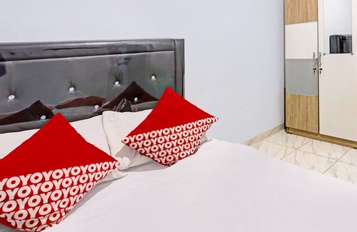 Lubuk Baja Hotel | OYO 92528 Nagoya House Syariah