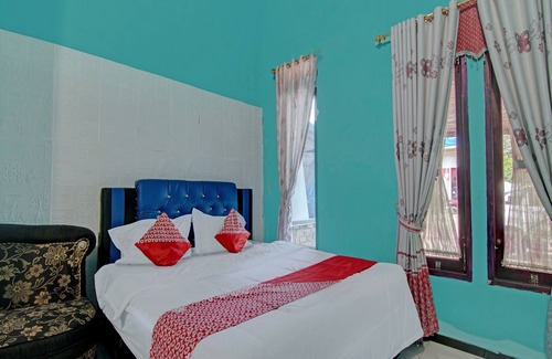 Pekanbaru Hotel | OYO 92872 Swakarya Guest House