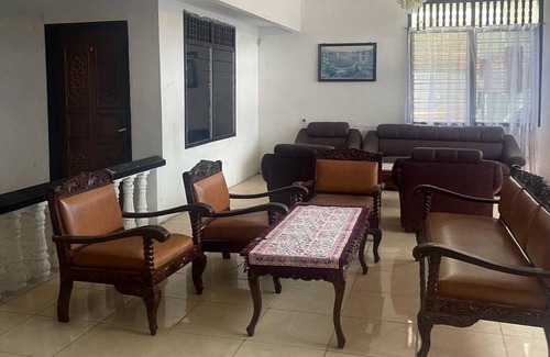 Bireuen Hotel | OYO 93507 Saril Riverside HomestayNearLapangan Musara Alun