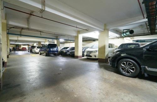 Tanjung Duren Utara Hotel | OYO 94087 Apartemen 19 Avenue By Rh