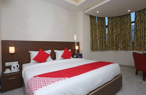 Gorakhpur Hotel | OYO Flagship 18533 Tulip Inn