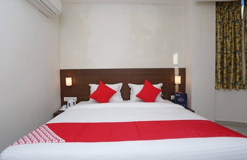 Gorakhpur Hotel | OYO Flagship 18533 Tulip Inn