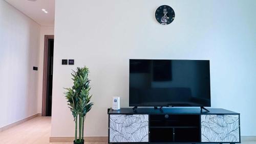 Al Barsha Apartment | OYO HOME 1458 Premium 1bed Apartment In Jvc Be