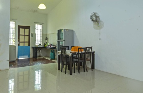 Paka House | OYO HOME 90646 Casaria Paka Homestay
