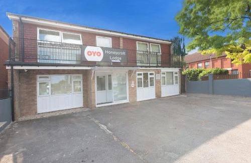 Brunel Hotel | OYO Honeycroft Lodge
