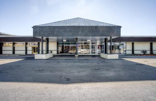 Brownwood Hotel | OYO Hotel Brownwood Hwy 67